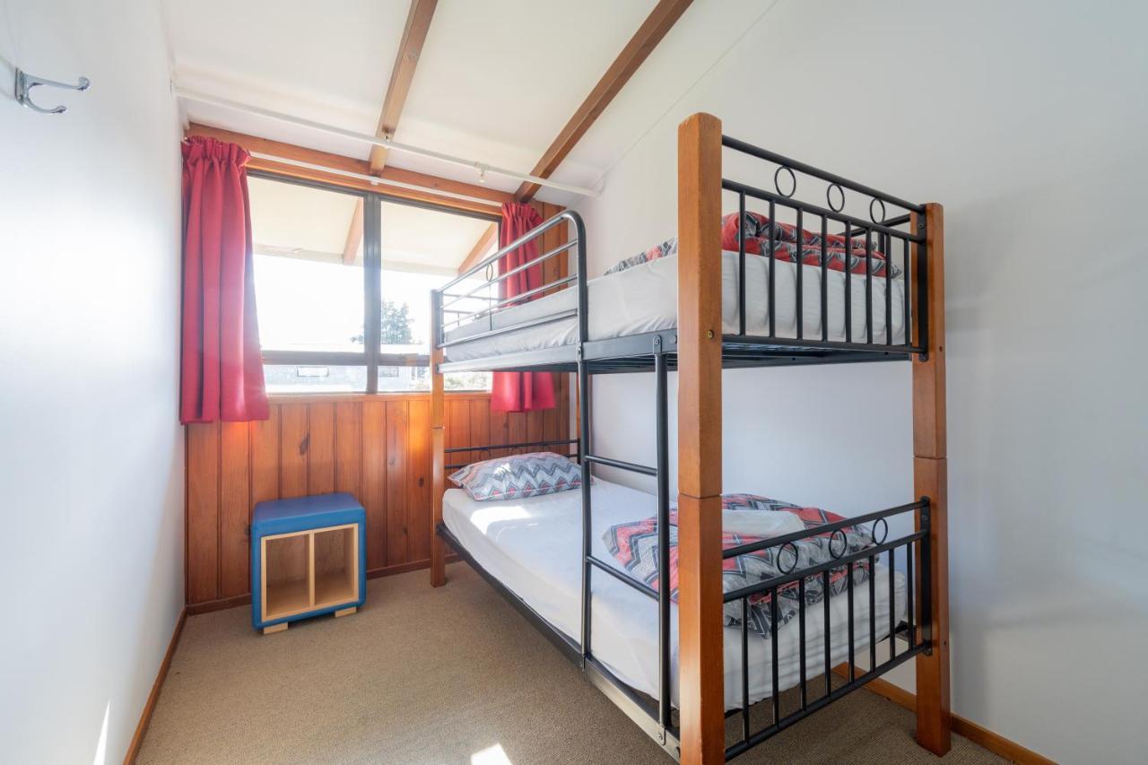 Te Anau Central Backpackers Екстер'єр фото