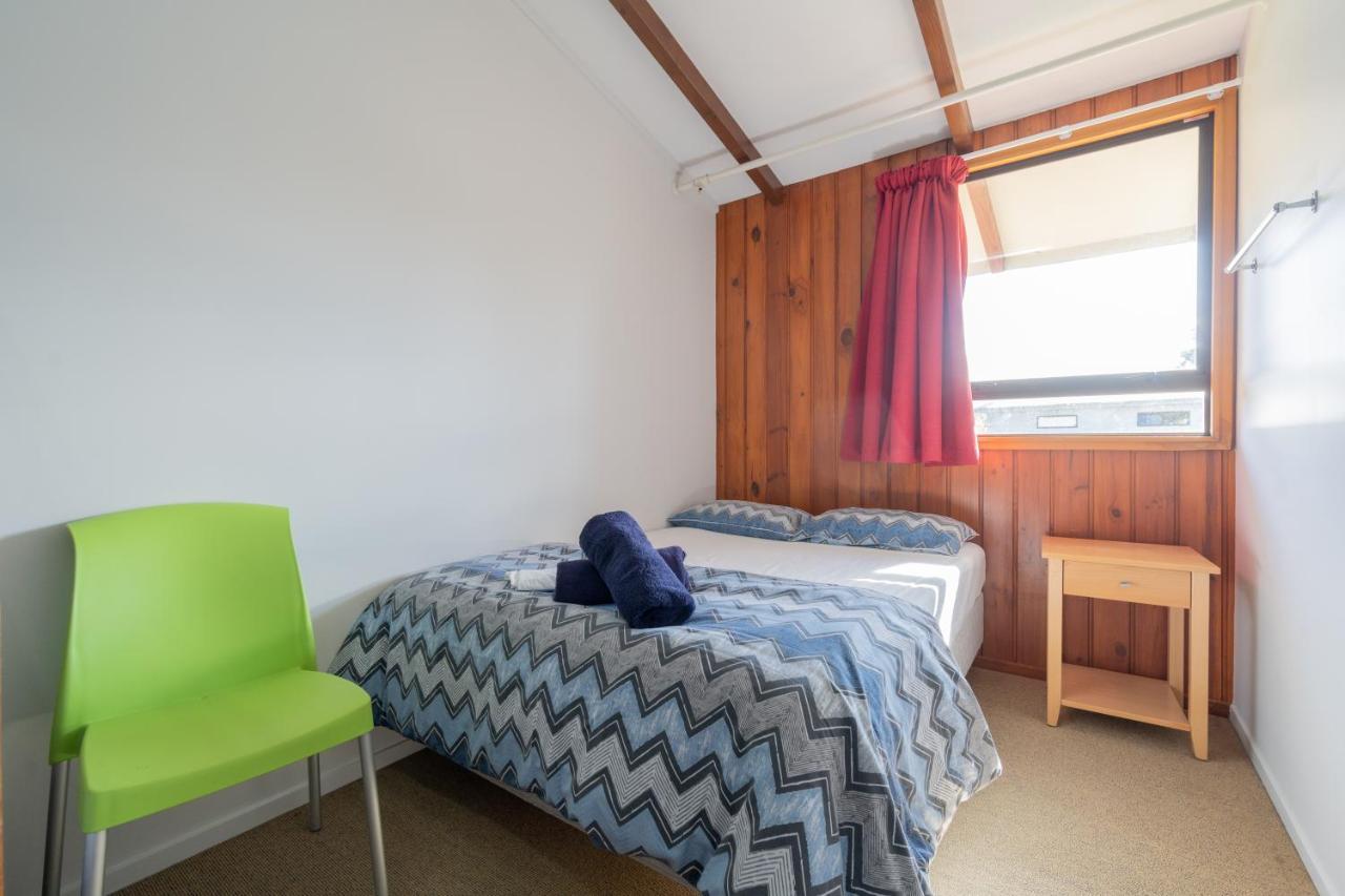 Te Anau Central Backpackers Екстер'єр фото